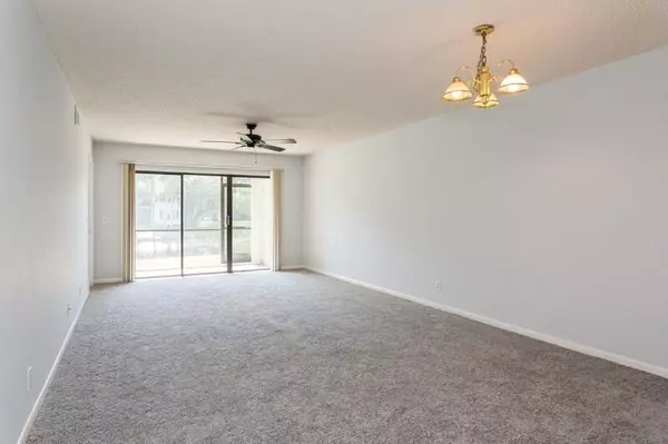 Palm Beach Gardens, FL 33418,701 Sabal Ridge Circle C