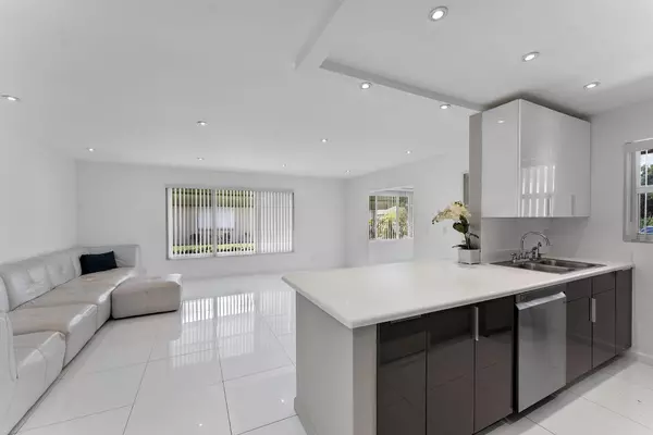 Delray Beach, FL 33445,1347 NE NE High Point Way WAY D