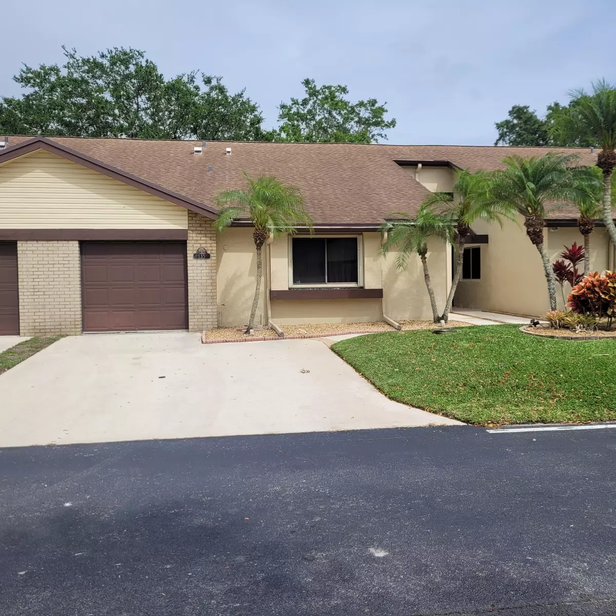 Royal Palm Beach, FL 33411,135 Meander CIR