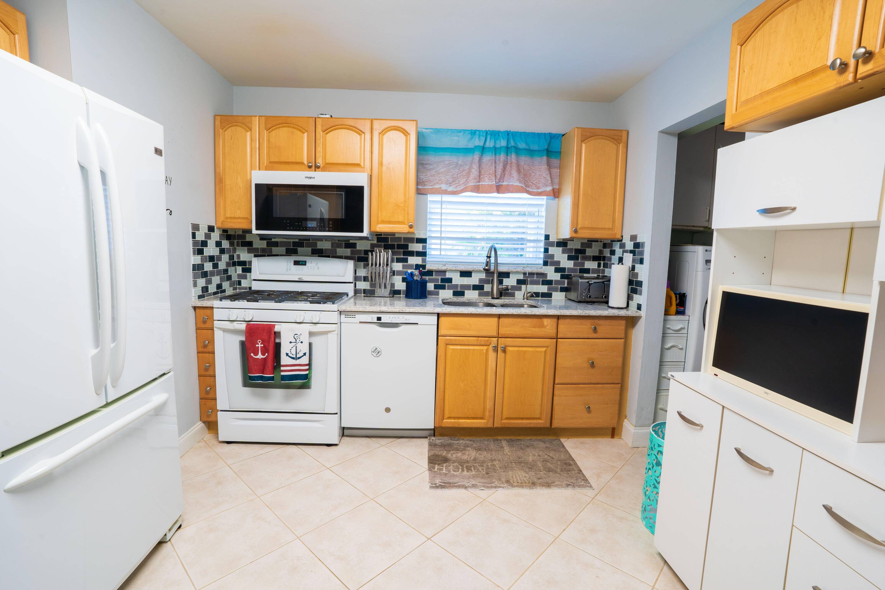 Palm Beach Gardens, FL 33410,4386 Bamboo DR