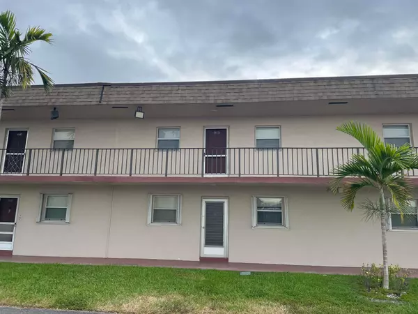 200 Bonnie BLVD 123, Palm Springs, FL 33461