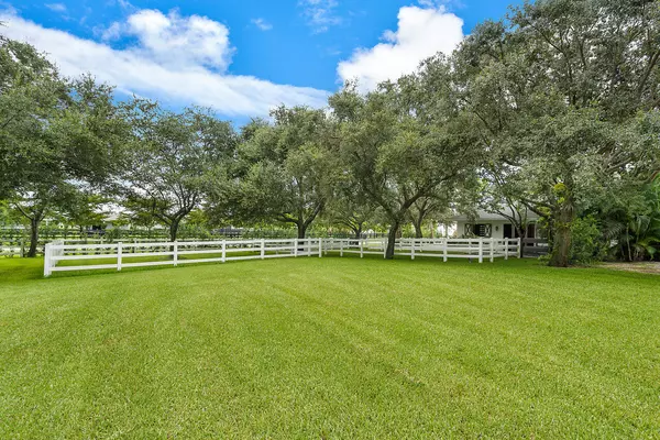 Wellington, FL 33414,14565 Belmont TRCE (8-Stall Barn)