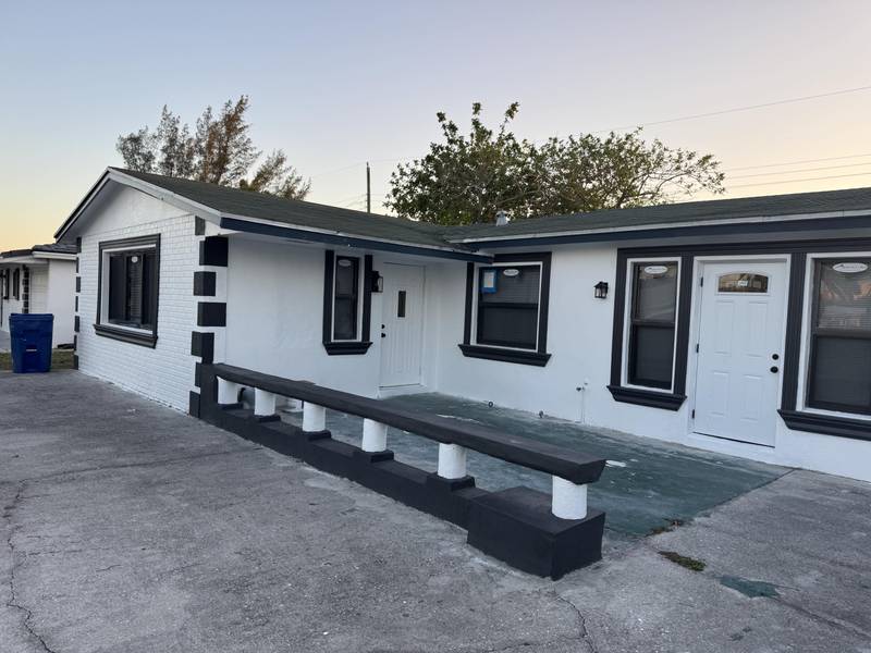 3101 E Avenue H, Riviera Beach, FL 33404