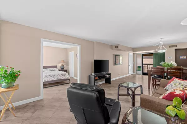 Boynton Beach, FL 33437,11231 Green Lake 204 DR 204