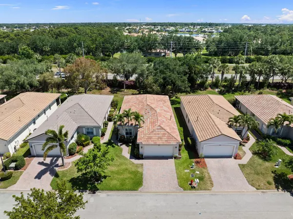 Port Saint Lucie, FL 34986,343 SW Coconut Key WAY