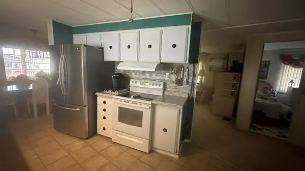 Hobe Sound, FL 33455,7123 SE Redbird CIR