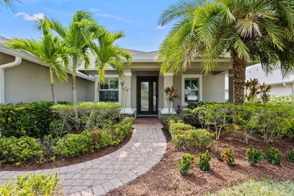 Port Saint Lucie, FL 34953,250 SW Vista Lake DR