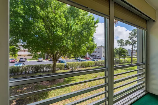 Lake Worth, FL 33461,2687 N Garden 206 DR 206