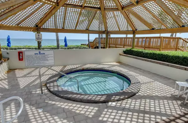 Highland Beach, FL 33487,3420 S Ocean BLVD 5y