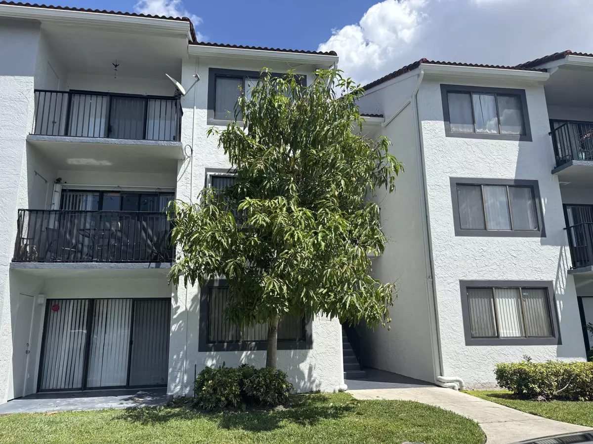 Coral Springs, FL 33071,9266 W Atlantic BLVD 1012