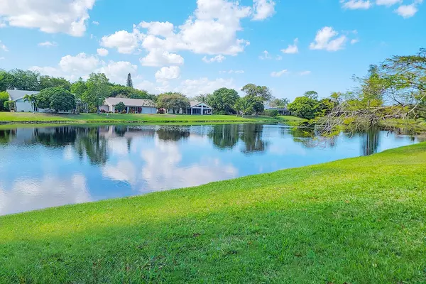 Delray Beach, FL 33484,6125 Winding Brook WAY