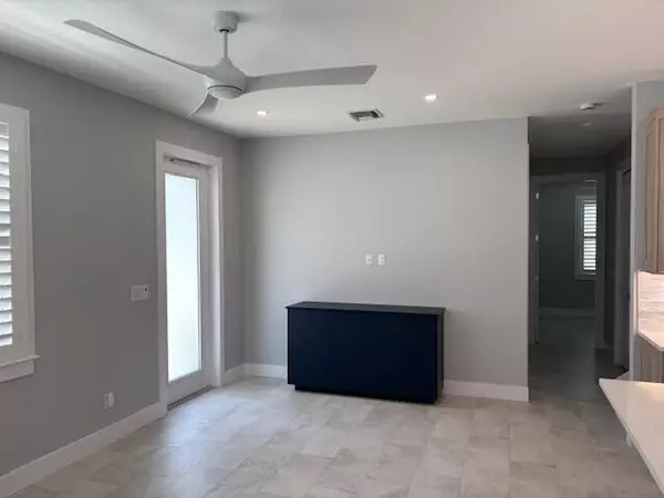 Jupiter, FL 33458,425 Hugh ST