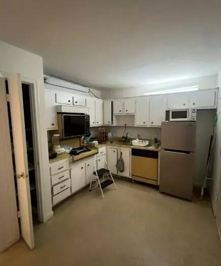 4740 NW 21st ST 101, Lauderhill, FL 33313