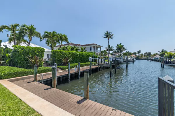 Palm Beach Gardens, FL 33410,11387 E Teach RD
