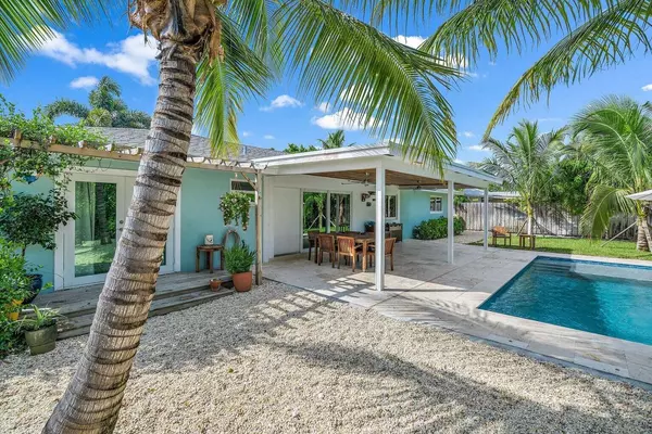356 Mars AVE, Tequesta, FL 33469