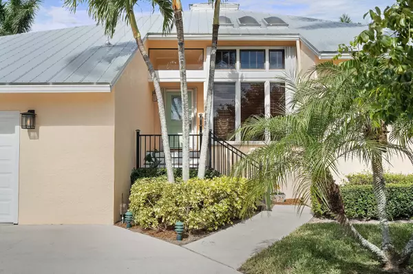 Stuart, FL 34997,5105 SE Matousek ST