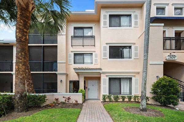 2809 Amalei DR 107, Palm Beach Gardens, FL 33410