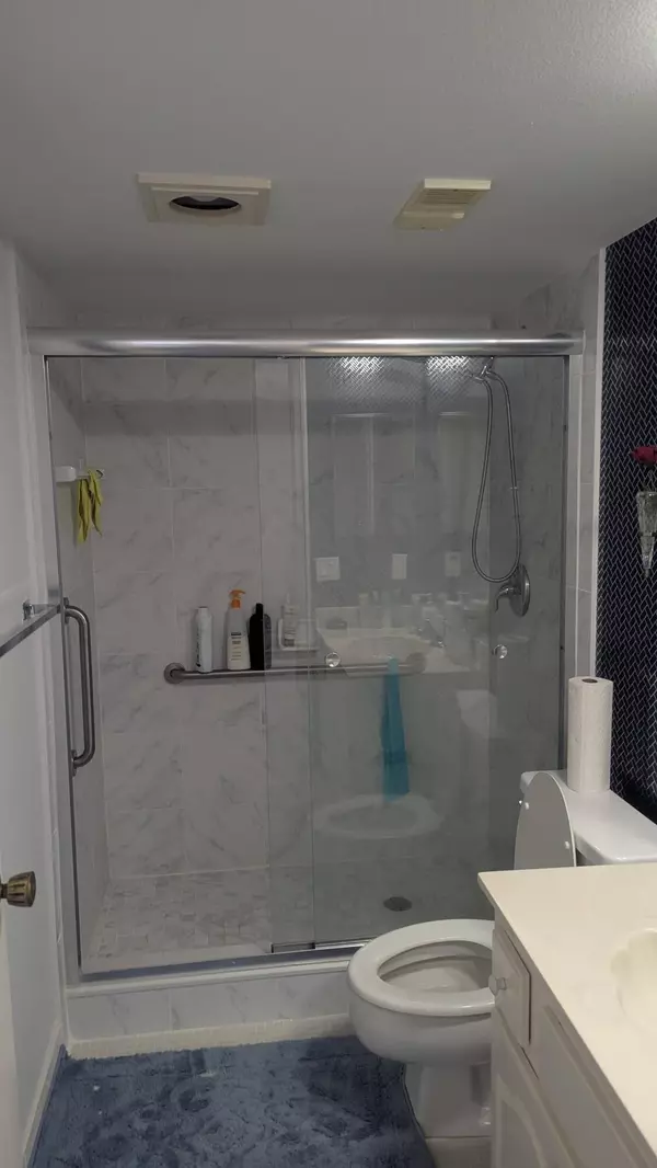 Boca Raton, FL 33434,7835 Lakeside BLVD 963