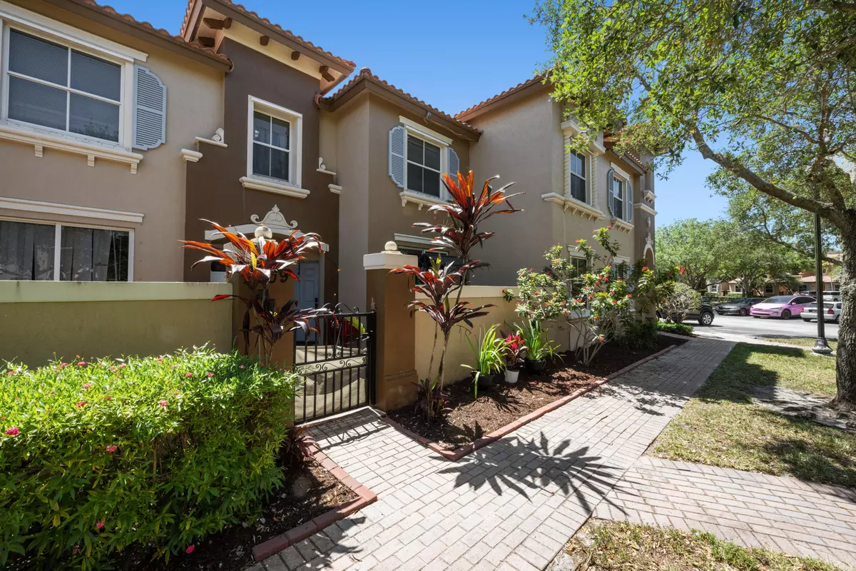 West Palm Beach, FL 33411,2905 Hidden Hills RD 2209