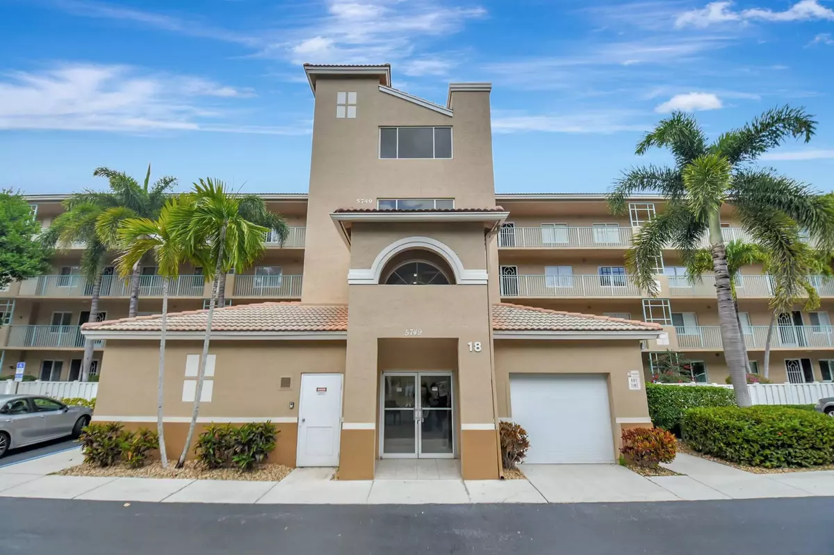 Boynton Beach, FL 33437,5749 Gemstone CT 404