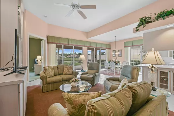 Hobe Sound, FL 33455,8172 SE Palm Hammock LN