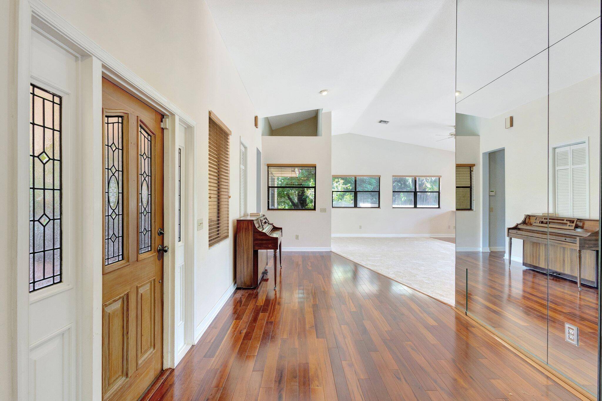 West Palm Beach, FL 33411,8541 Estate DR