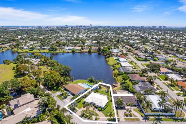 Boca Raton, FL 33486,998 SW 11th CT