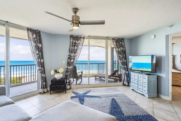 Hutchinson Island, FL 34949,5051 N Highway A1a 11-5