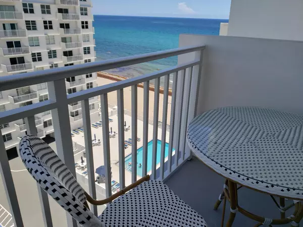 Highland Beach, FL 33487,4511 S Ocean BLVD 904