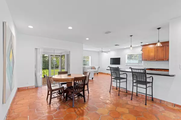 Boca Raton, FL 33432,116 NW 3rd CT