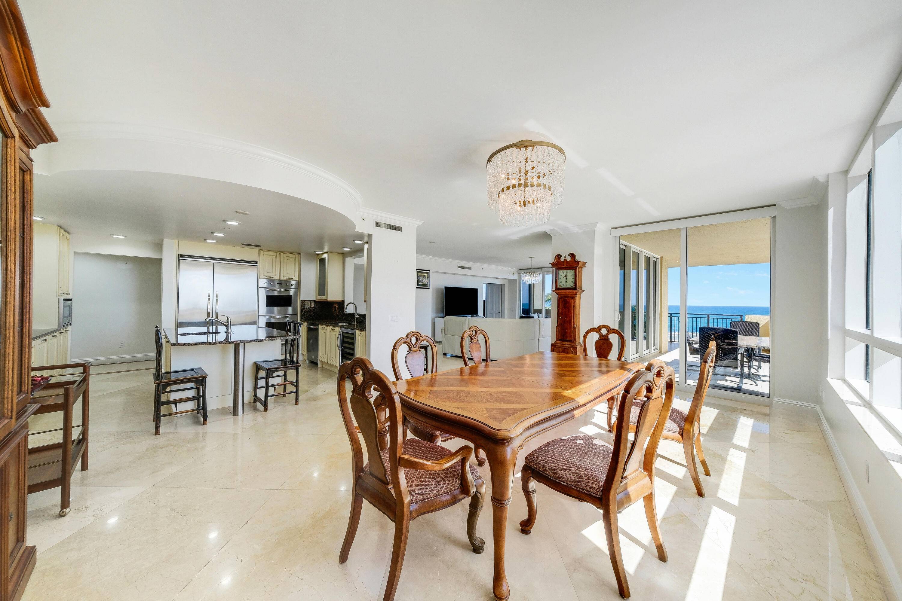 Singer Island, FL 33404,3800 N Ocean DR 452