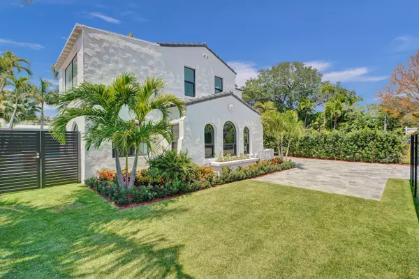 Miami Beach, FL 33140,5832 Alton RD