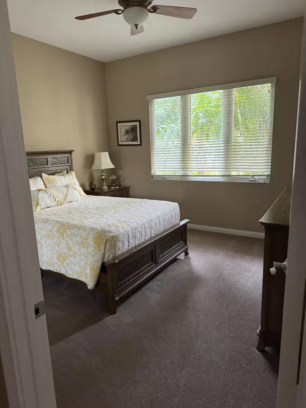 Fort Pierce, FL 34949,16 Harbour Isle DR 106