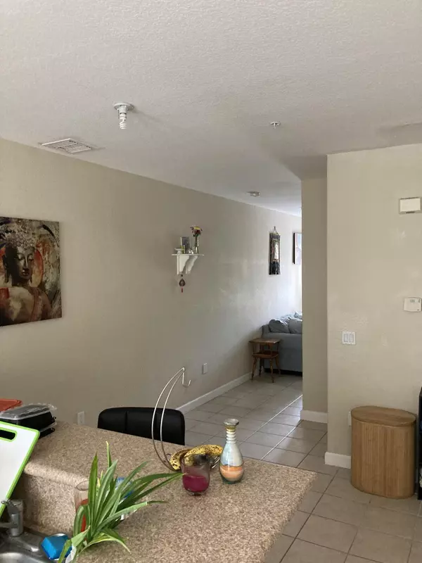 Royal Palm Beach, FL 33414,3203 Shoma DR 294/32