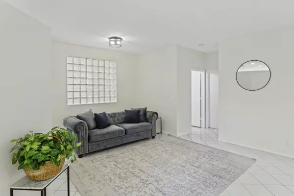 Lake Worth, FL 33467,6857 Sugarloaf Key ST