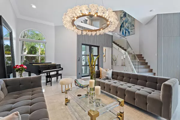 Palm Beach Gardens, FL 33418,221 Andalusia DR