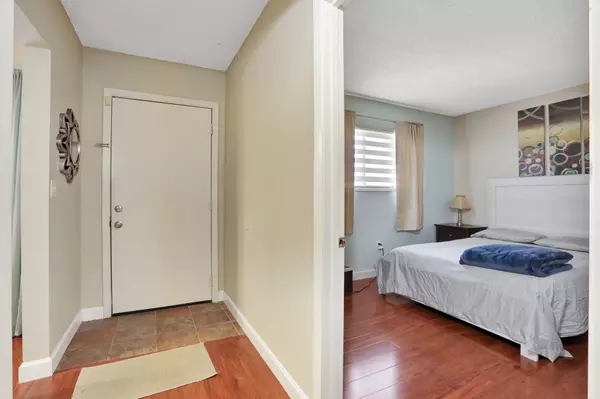 Plantation, FL 33313,7451 NW 16th ST 303