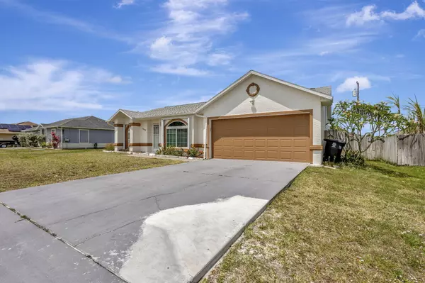 Port Saint Lucie, FL 34983,5489 NW Evanston AVE