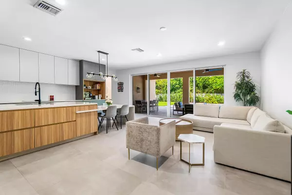 Jupiter, FL 33458,226 Caravelle DR