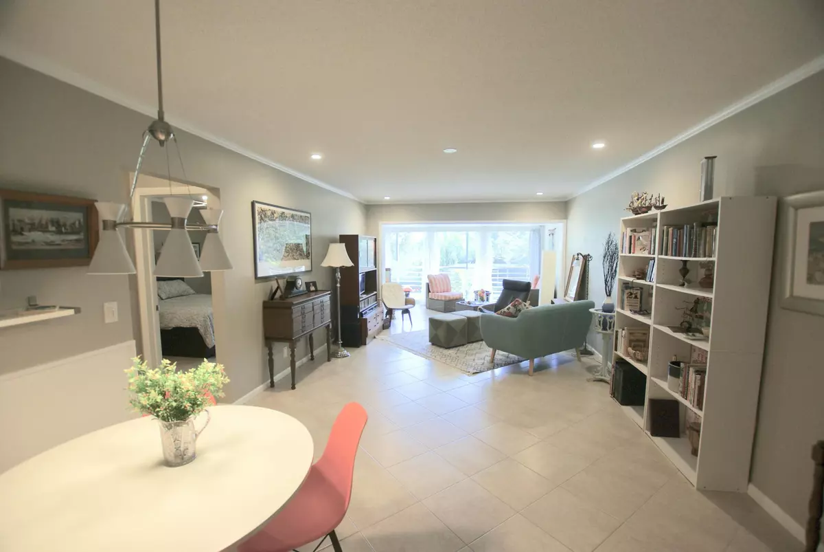 Tequesta, FL 33469,11 Westwood 203a AVE 203a
