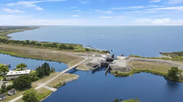 Okeechobee, FL 34974,1914 SE 30th ST