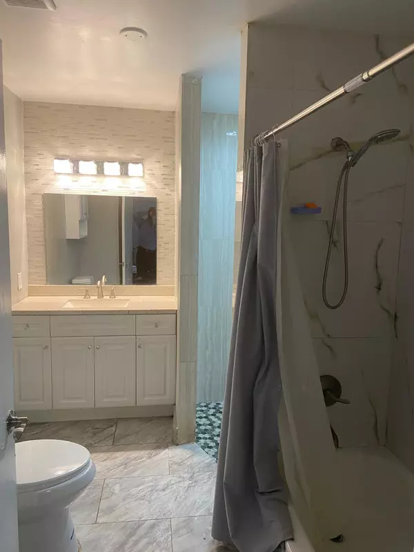 Lake Worth, FL 33463,5830 W Lincoln CIR