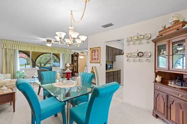 Boca Raton, FL 33486,979 NW 8th ST