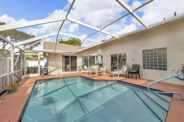 Boca Raton, FL 33496,9407 Boca Gardens Pkwy B