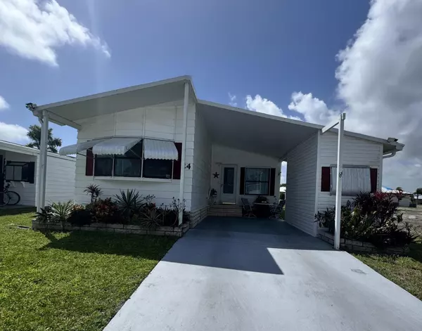 24 Villa Del Norte, Fort Pierce, FL 34951