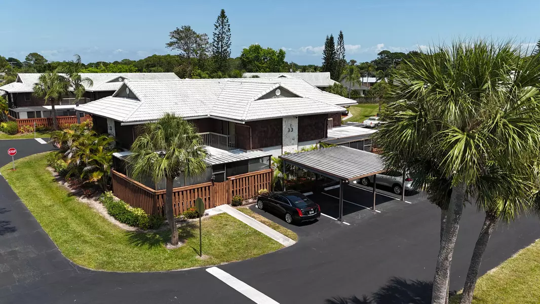 3302 SE Guinevere LN, Port Saint Lucie, FL 34952