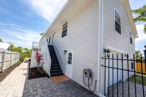 Palm City, FL 34990,1447 SW Peninsula LN