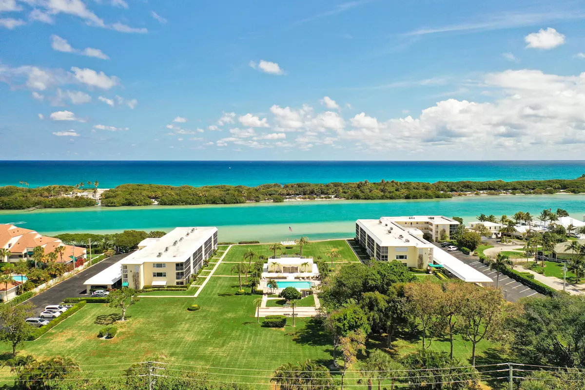 Tequesta, FL 33469,100 Waterway RD A206