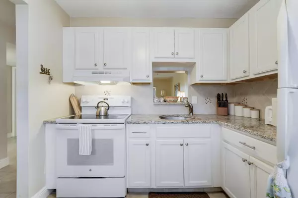 Boynton Beach, FL 33435,2223 NE 1st CT 105