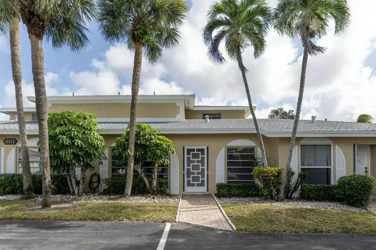Delray Beach, FL 33484,13572 Via Flora C